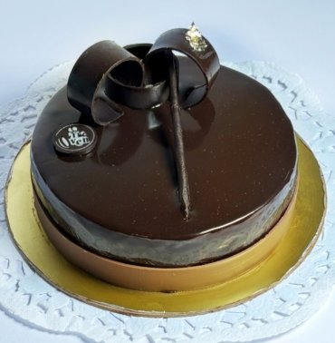 Chocolate truffle cake