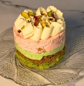 Rose pistachio pastry